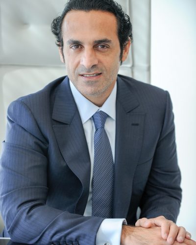 businessman, man, portrait-805769.jpg